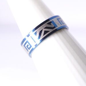 Beautiful Design ring bluish metallic Steel Ring Size 10.5 New